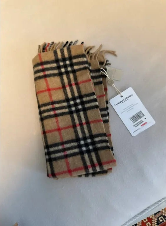 Ladies Vintage Burberry Scarve