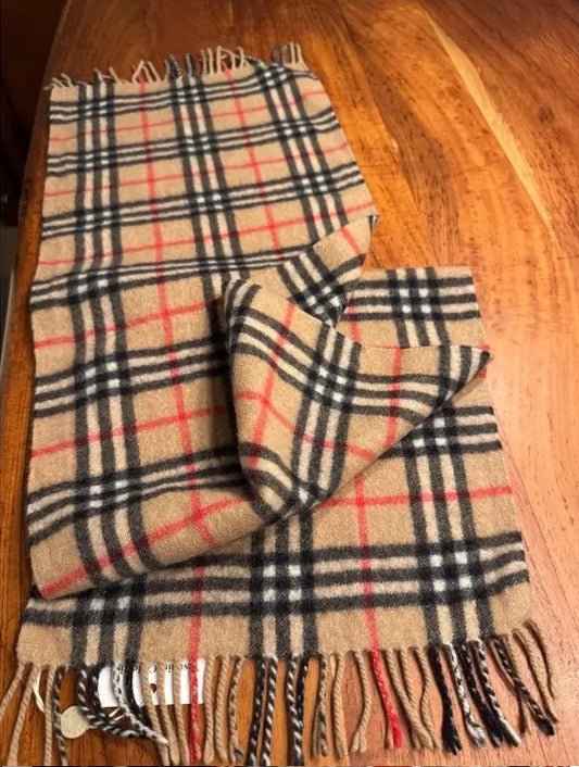 Ladies Vintage Burberry Scarve