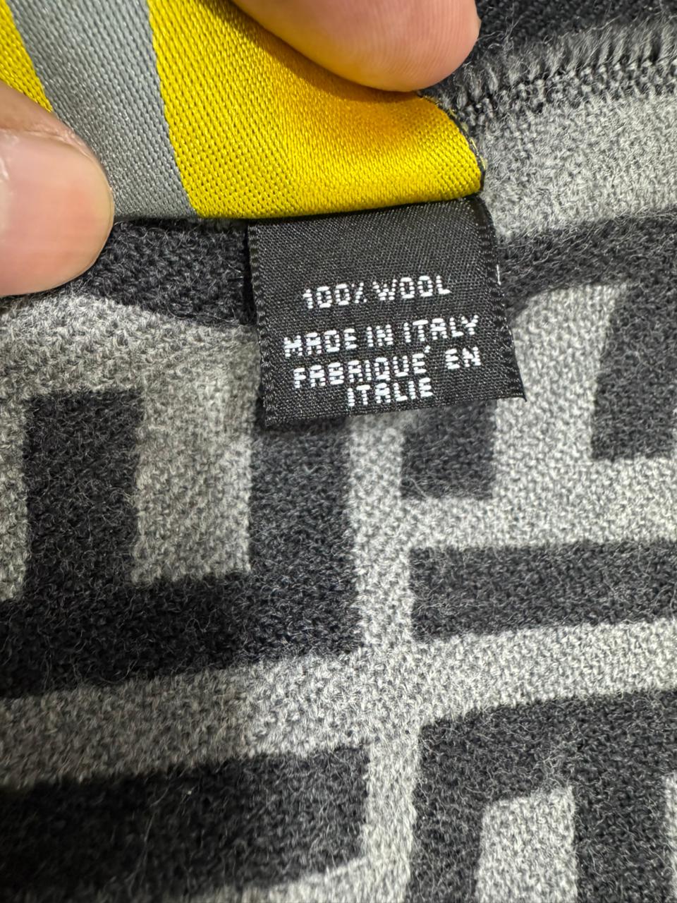 FENDI CASHMERE SCARF